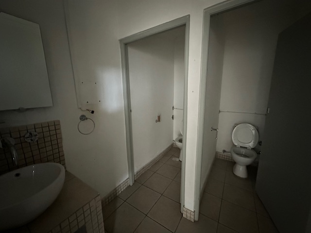 To Let commercial Property for Rent in Maitland Western Cape